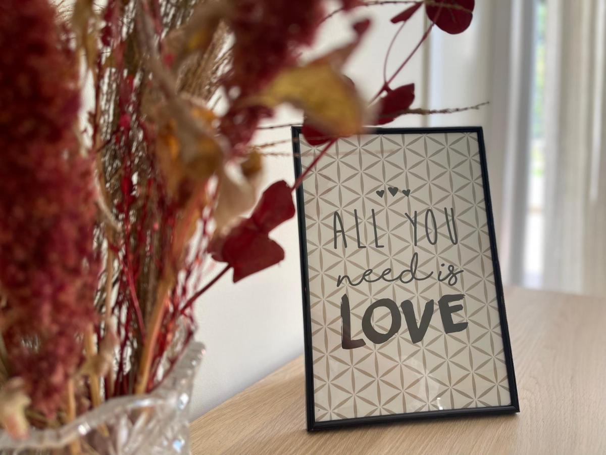 Suite 208, Close To The Beach, 2 Bedroom,Golden Mile Marbella Bagian luar foto