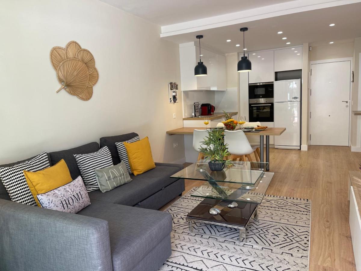 Suite 208, Close To The Beach, 2 Bedroom,Golden Mile Marbella Bagian luar foto