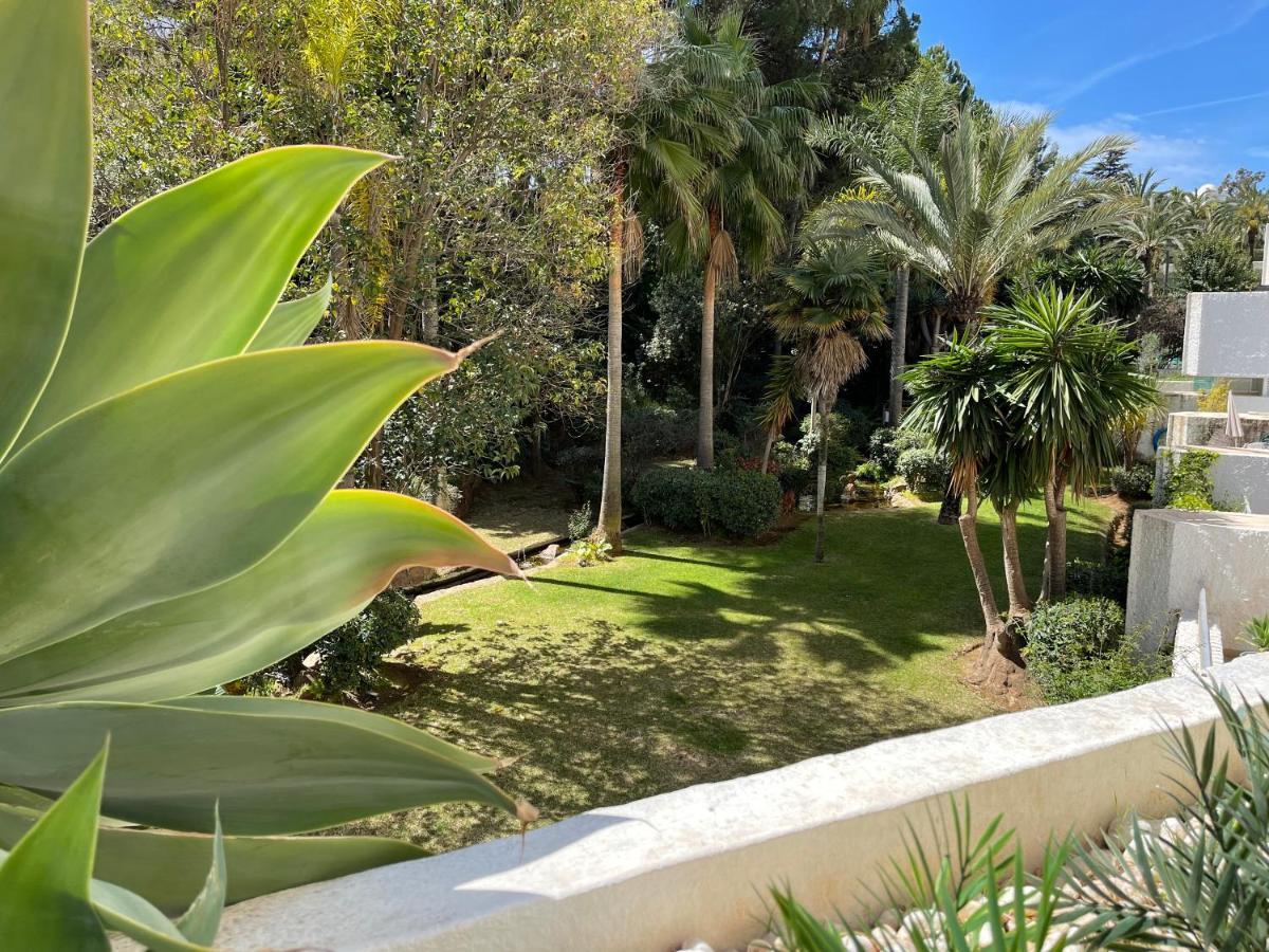 Suite 208, Close To The Beach, 2 Bedroom,Golden Mile Marbella Bagian luar foto