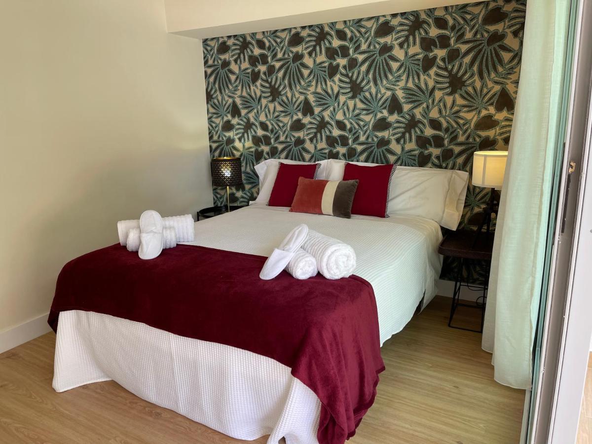 Suite 208, Close To The Beach, 2 Bedroom,Golden Mile Marbella Bagian luar foto