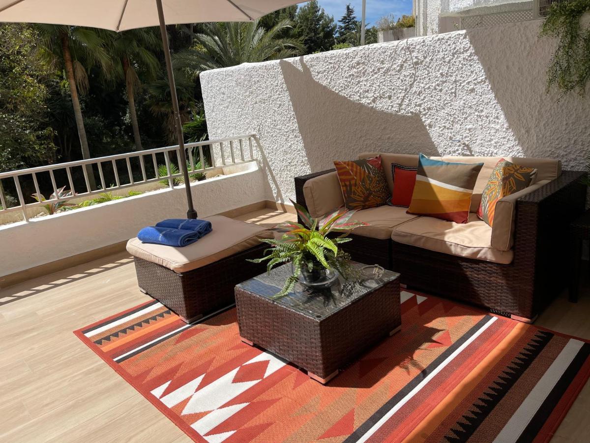 Suite 208, Close To The Beach, 2 Bedroom,Golden Mile Marbella Bagian luar foto