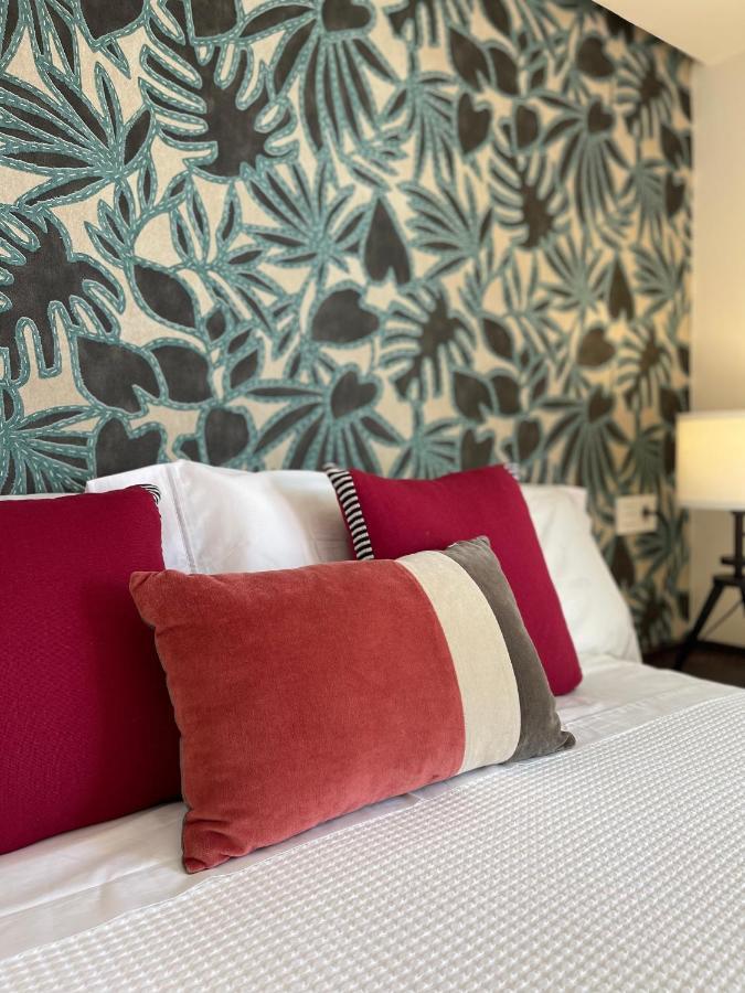 Suite 208, Close To The Beach, 2 Bedroom,Golden Mile Marbella Bagian luar foto