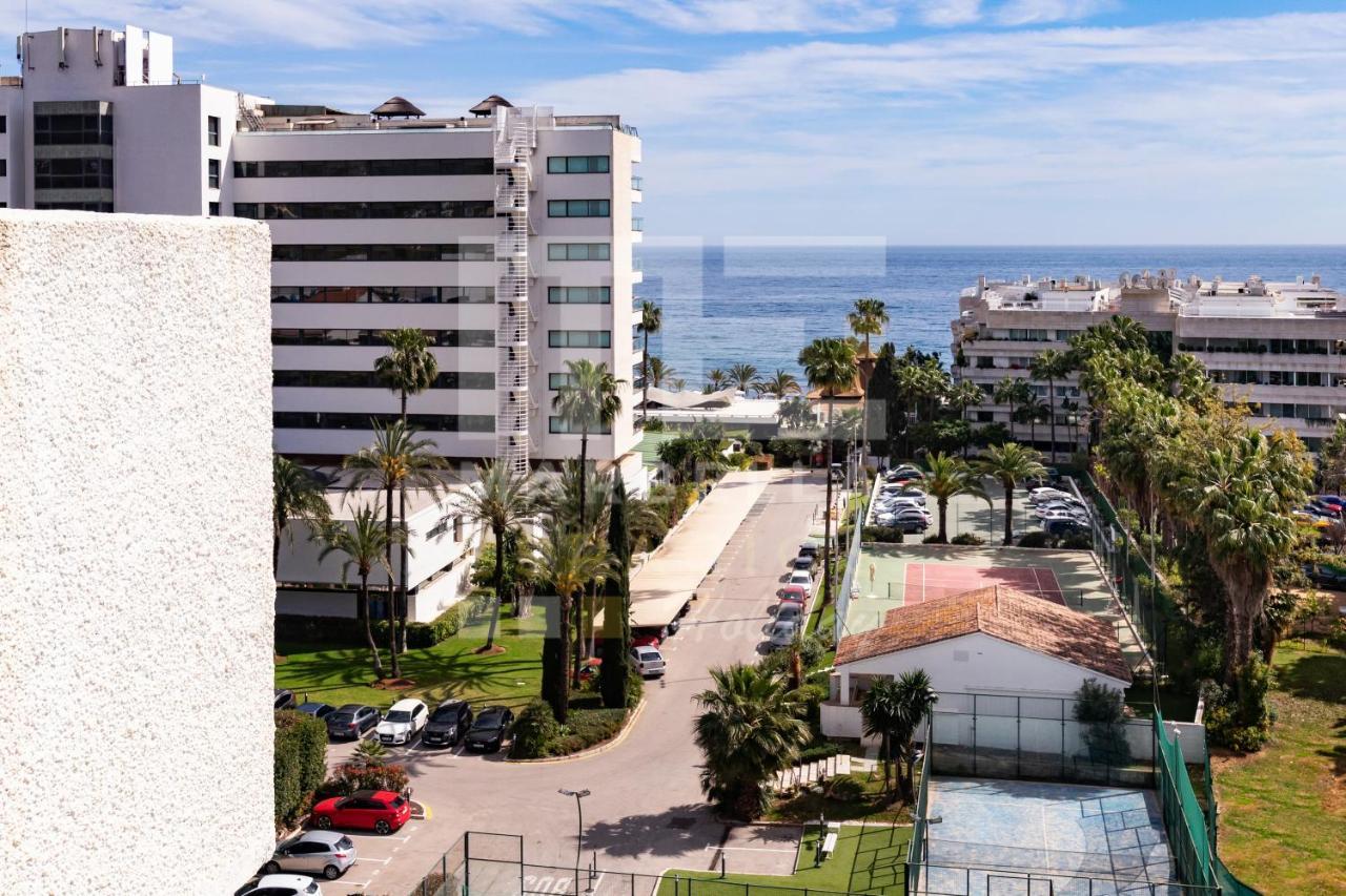 Suite 208, Close To The Beach, 2 Bedroom,Golden Mile Marbella Bagian luar foto